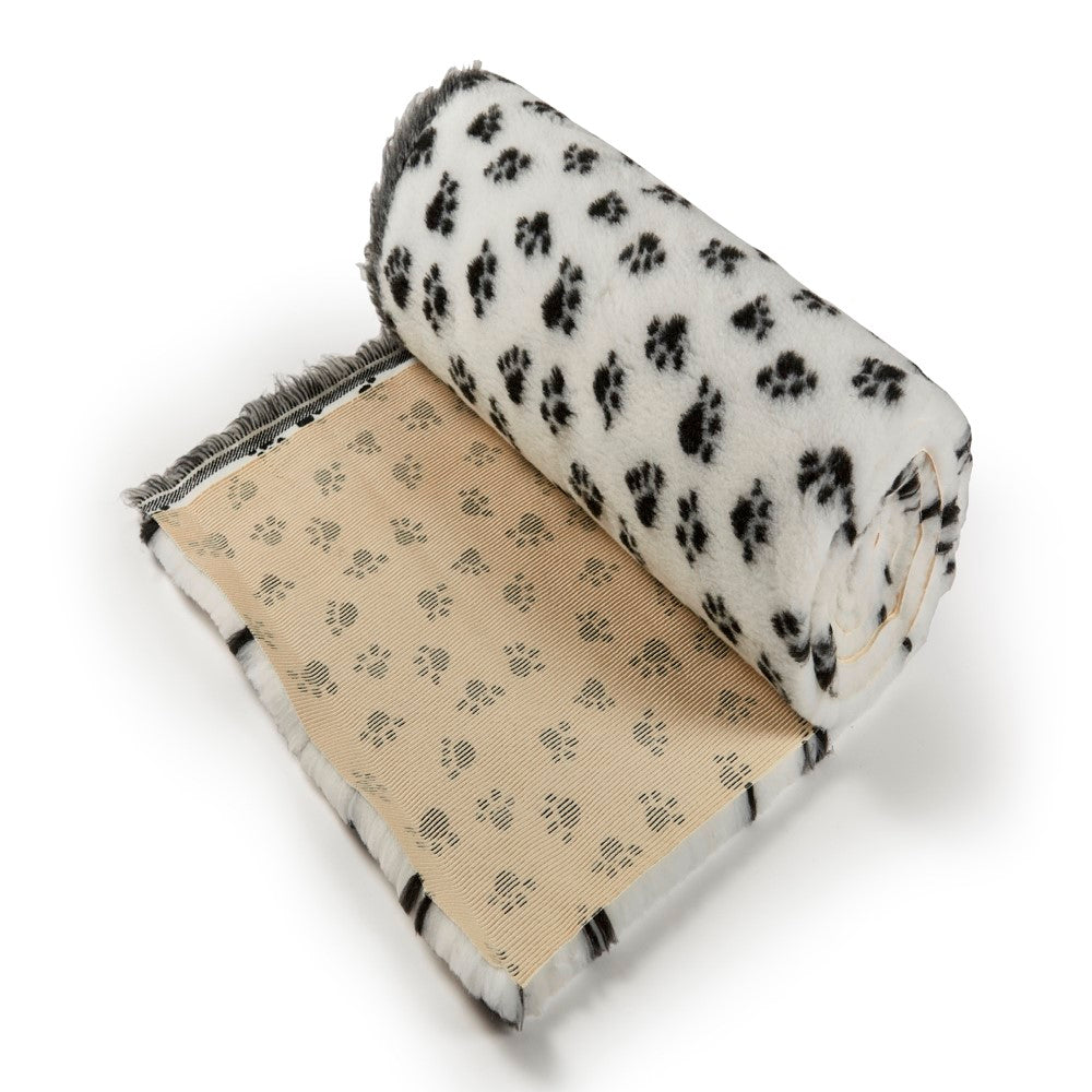 Antiallergic, hygienic, non-irritating and non-slip mat- bed